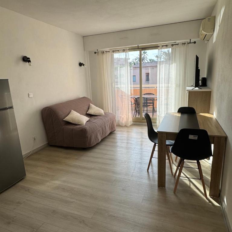 Appartement cosy avec terrasse - Appartement 1 Chambre - 4