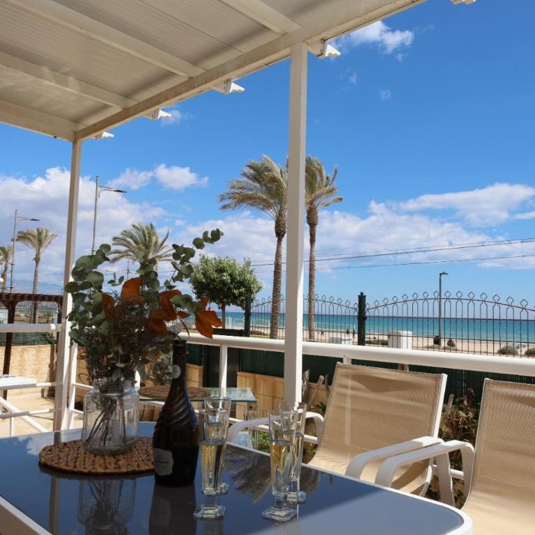 Casa frente a la playa de Muchavista Alicante By Turihome - Casa de 2 dormitorios - 1
