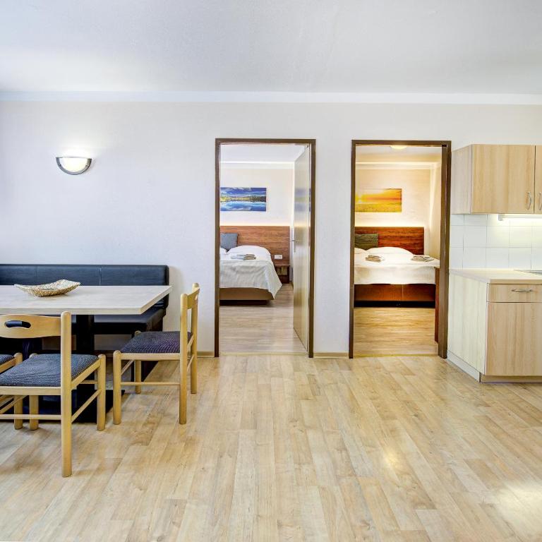 Appartement Alpensee - Apartment mit 2 Schlafzimmern und seitlichem Seeblick - 7