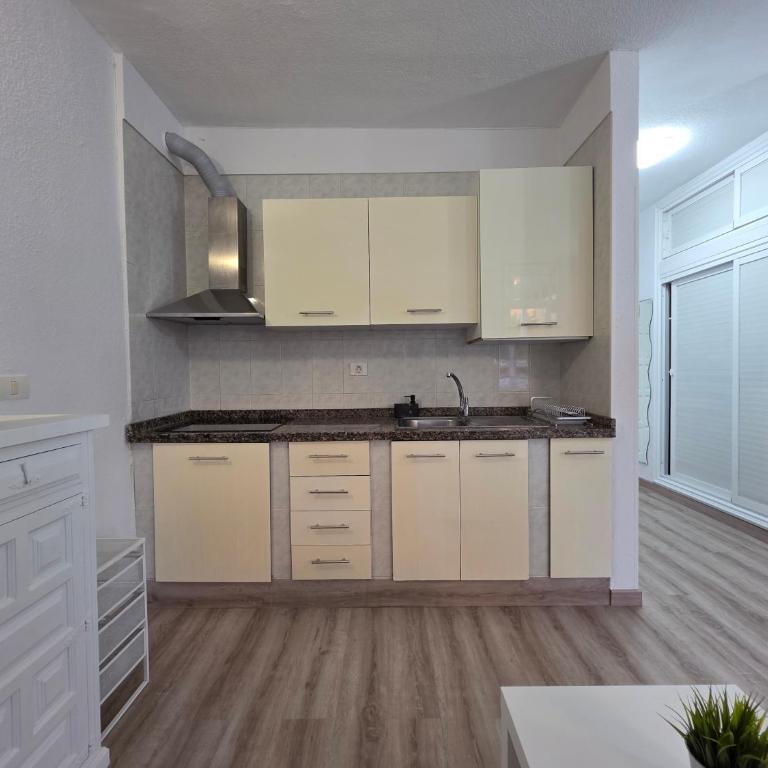 Los Cristianos - Edificio Rosamar - Apartamento de 1 dormitorio - 7