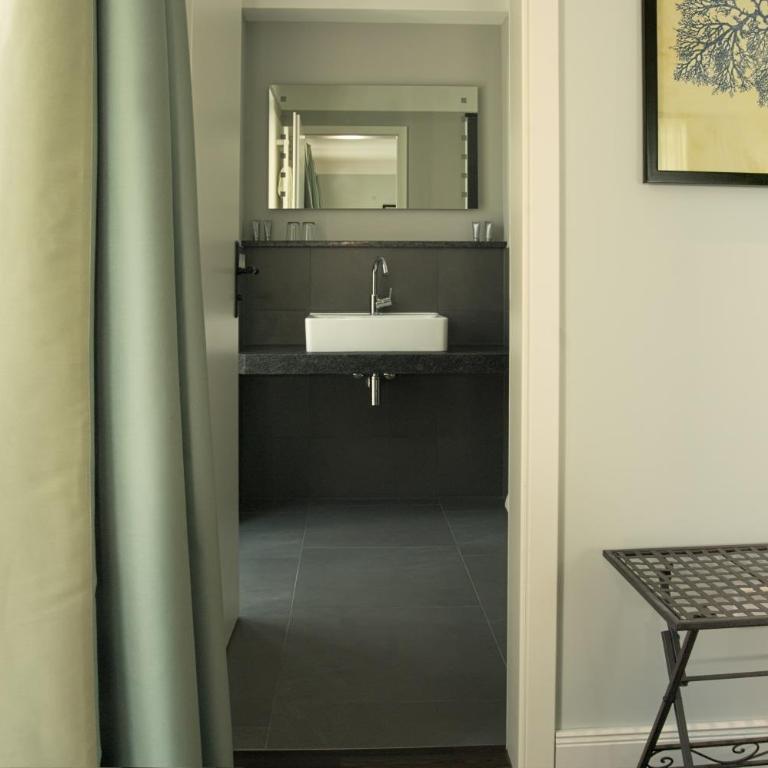 Hotel im Hof - Doppelzimmer mit Balkon oder Terrasse - 5