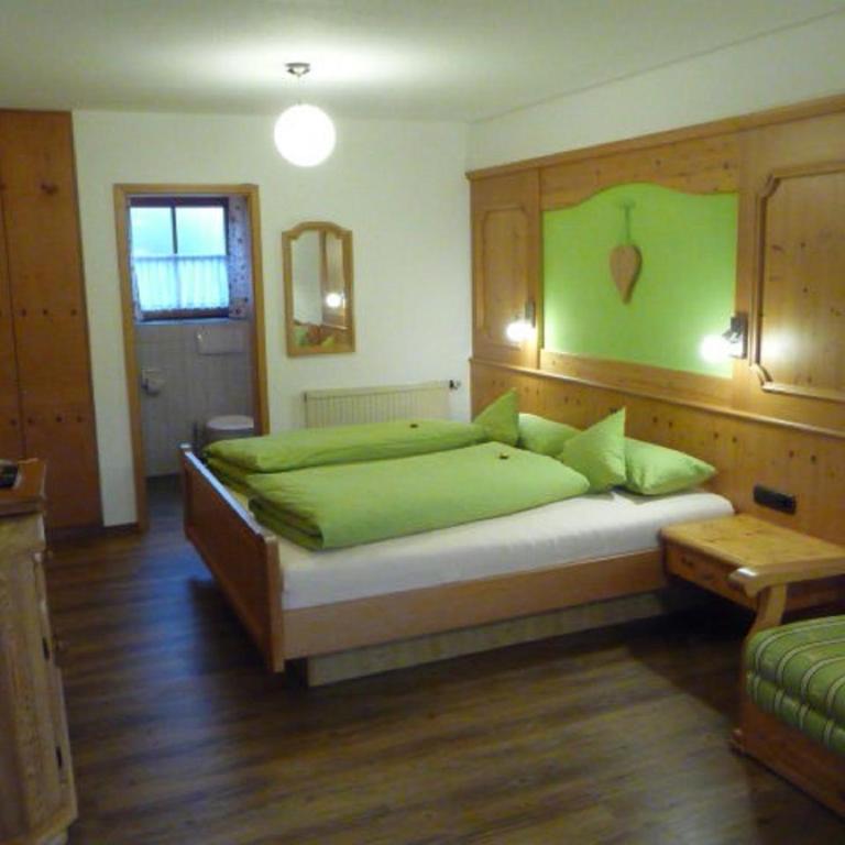 Ferienwohnungen Tannenhäusel - Apartment mit 1 Schlafzimmer - 2