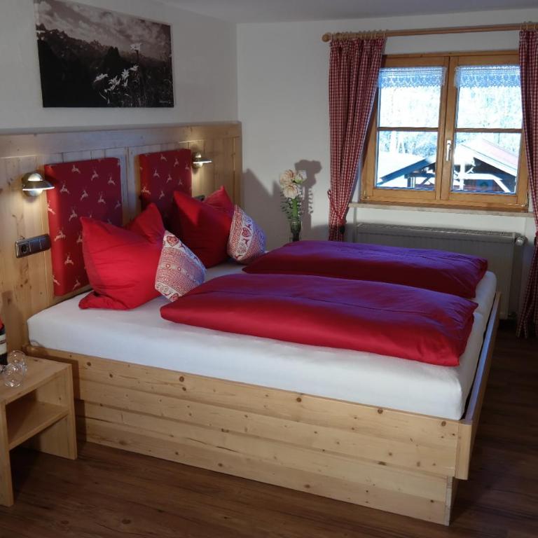 Ferienwohnungen Tannenhäusel - Apartment mit 2 Schlafzimmern - 3