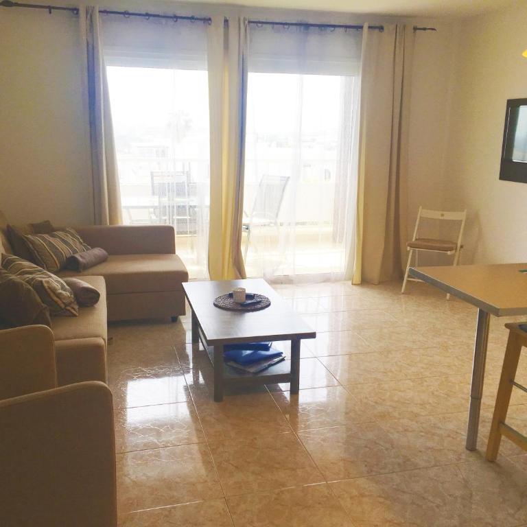 NEW Pools Wonderful Views AC - Deluxe One-Bedroom Apartment with Ocean View - 9