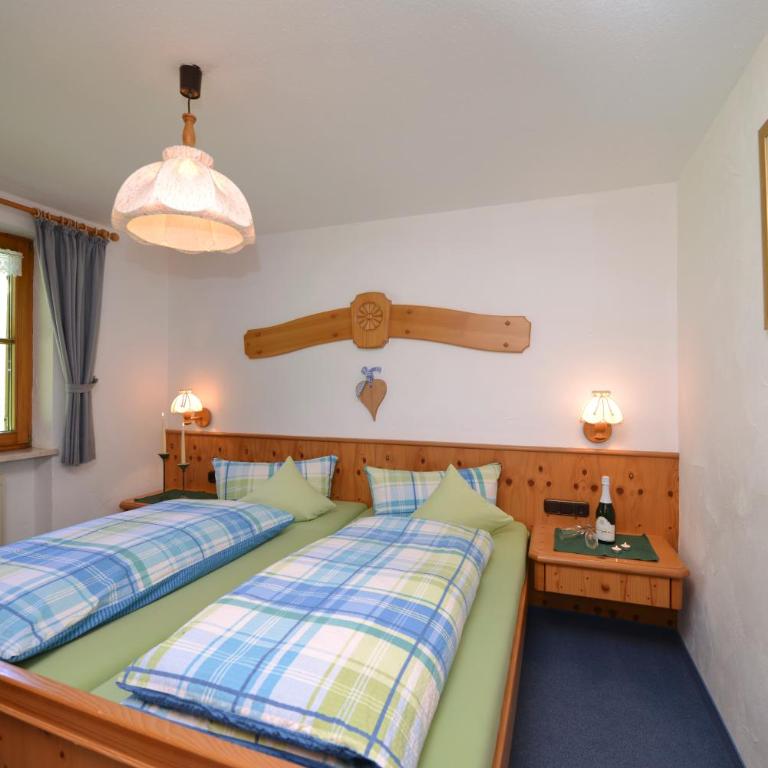 Ferienwohnungen Tannenhäusel - Apartment mit 1 Schlafzimmer - 3