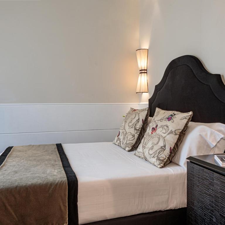 The Independent Suites - Camera Tripla Deluxe - 5