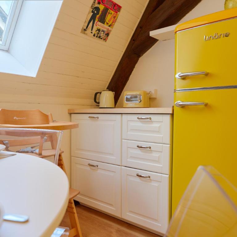 Le 70 - centre-ville - 2 parkings privé - TOUT INCLUS - Apartment mit 1 Schlafzimmer - 25