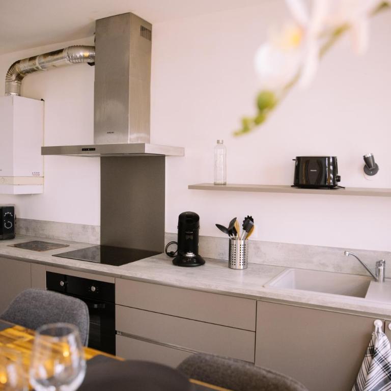 Grand appartement 3 chambres - Centre Toulon - Apartment mit 3 Schlafzimmern - 17