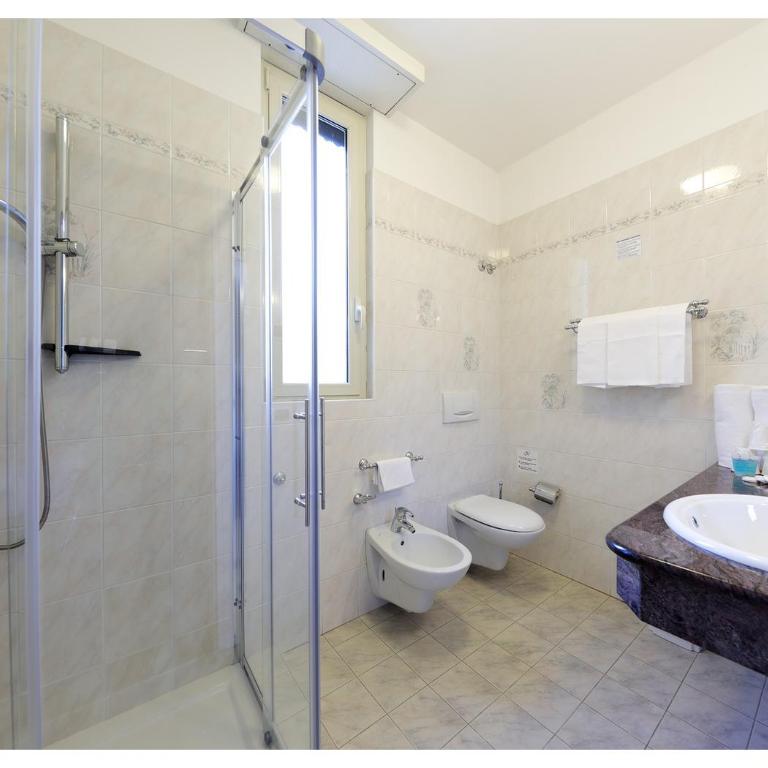 Hotel Residence Zust - Camera Tripla Superior - 3
