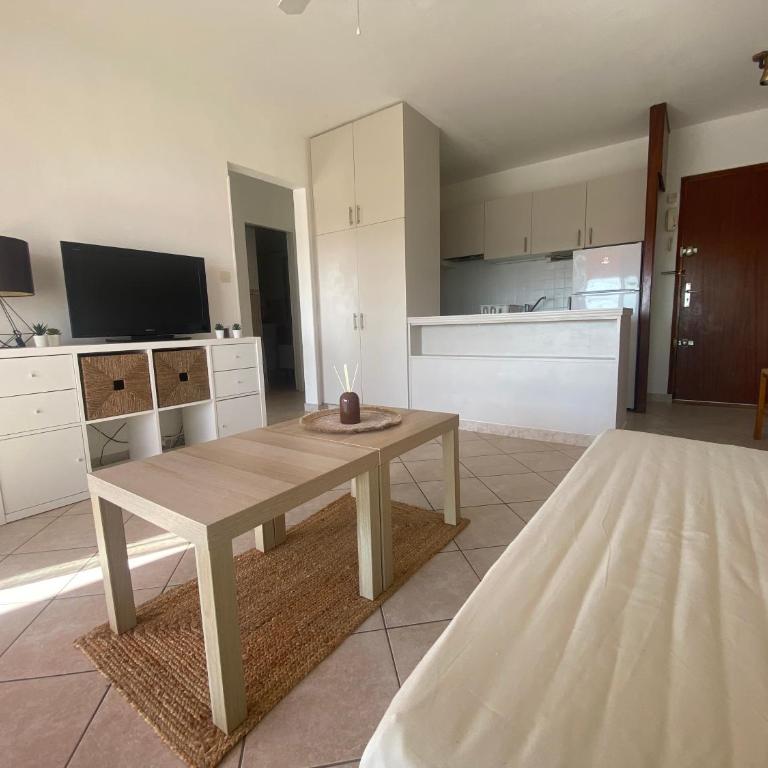 PORT CAMARGUE – BEL APPARTEMENT CLIMATISÉ AVEC VUE MER, TERRASSE PARKING – 4 PERSONNES - Apartment - 9