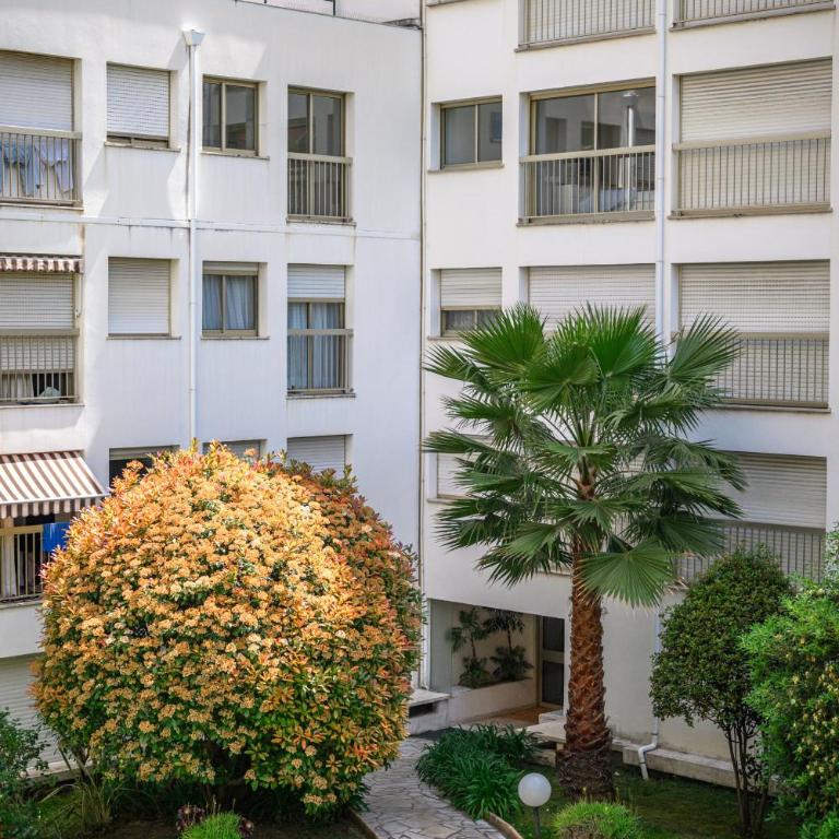 "Port Garavan" Calme, Piscine, Rénové, Parking - Apartamento de 2 dormitorios - 32
