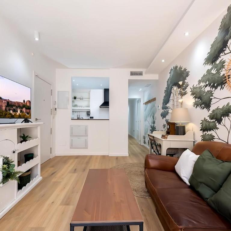 C&L Mediterranean -CENTER MALAGA - Two-Bedroom Apartment - 1