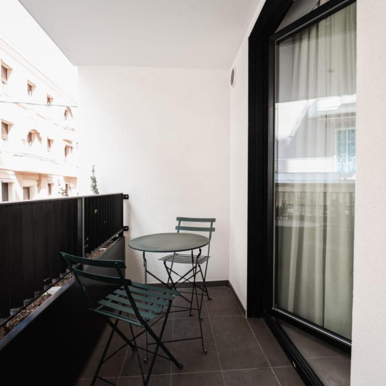 Pescara INN Design Apartment - Via Genova 58 - One-Bedroom Apartment - 11