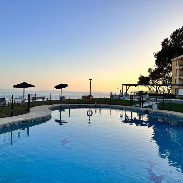 Modern beachfront apartment 2 Bdrm , incredible views - Apartamento de 2 dormitorios - 15