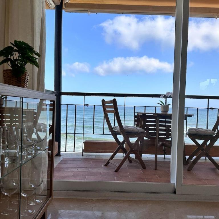 Modern beachfront apartment 2 Bdrm , incredible views - Apartamento de 2 dormitorios - 16