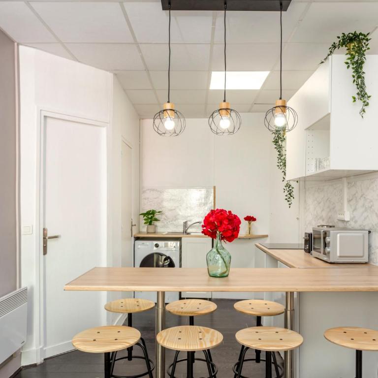 Merveil - Family Suite - Marais - Sebastopol III - Three-Bedroom Apartment - 11