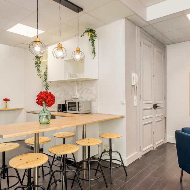 Merveil - Family Suite - Marais - Sebastopol III - Three-Bedroom Apartment - 16
