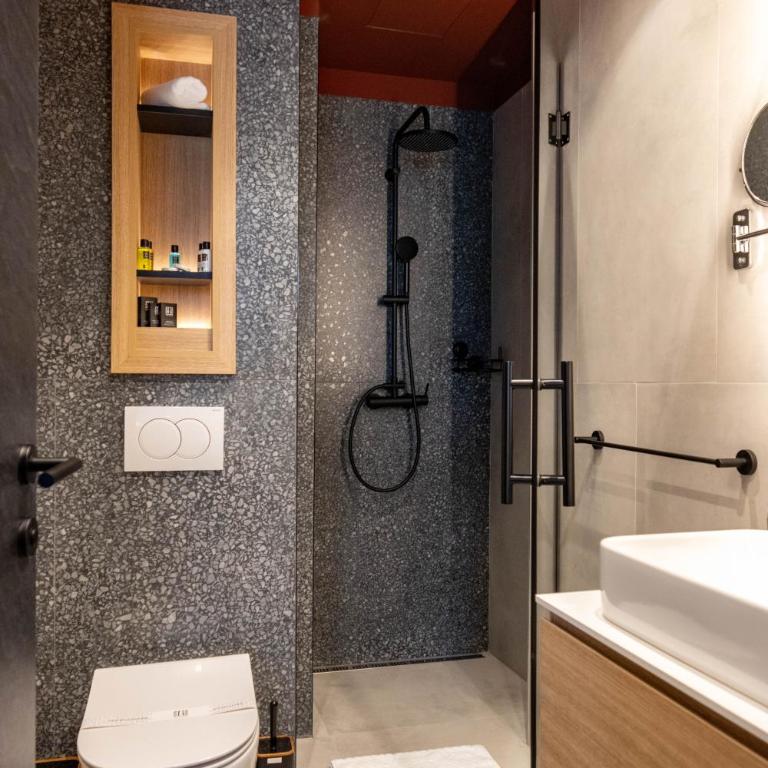 Hotel Helm - Standard Double Room - 2