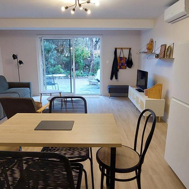 Cozy apartment for 4 people, beach 100m away - One-Bedroom Apartment - 11