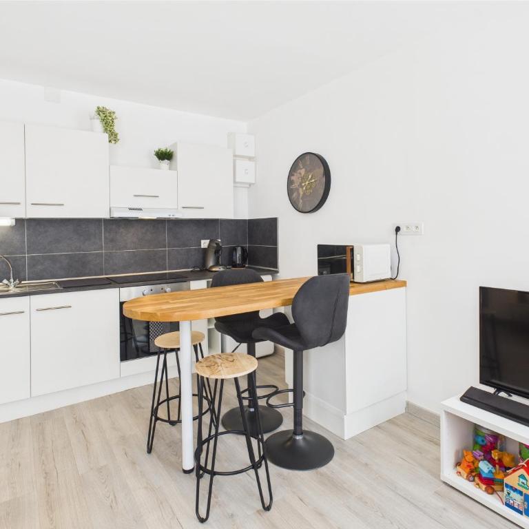 Cocon Blanca- 1er étage prox centre Mulhouse - Apartamento de 2 dormitorios - 5