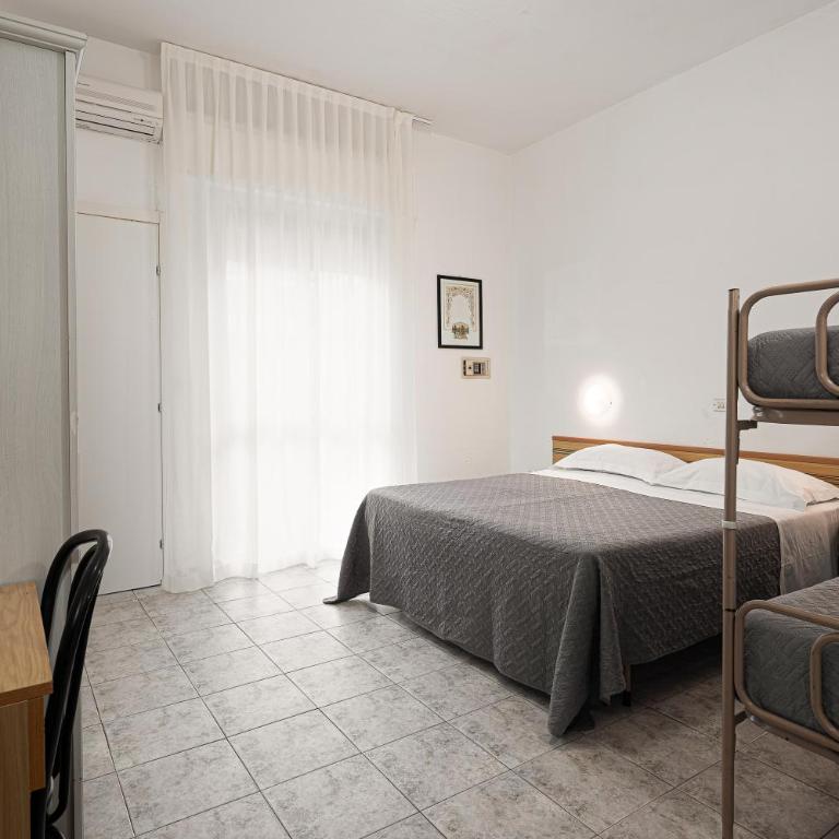 BI Hotel - Camera Quadrupla - 2