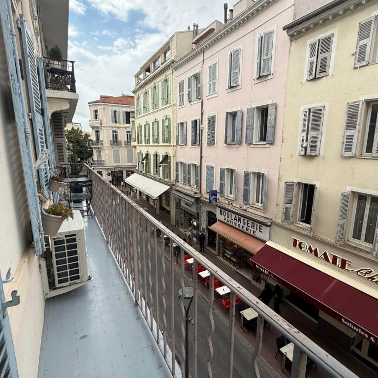 REF 1988 -Charming apartment in the center of Cannes - Apartment - 9