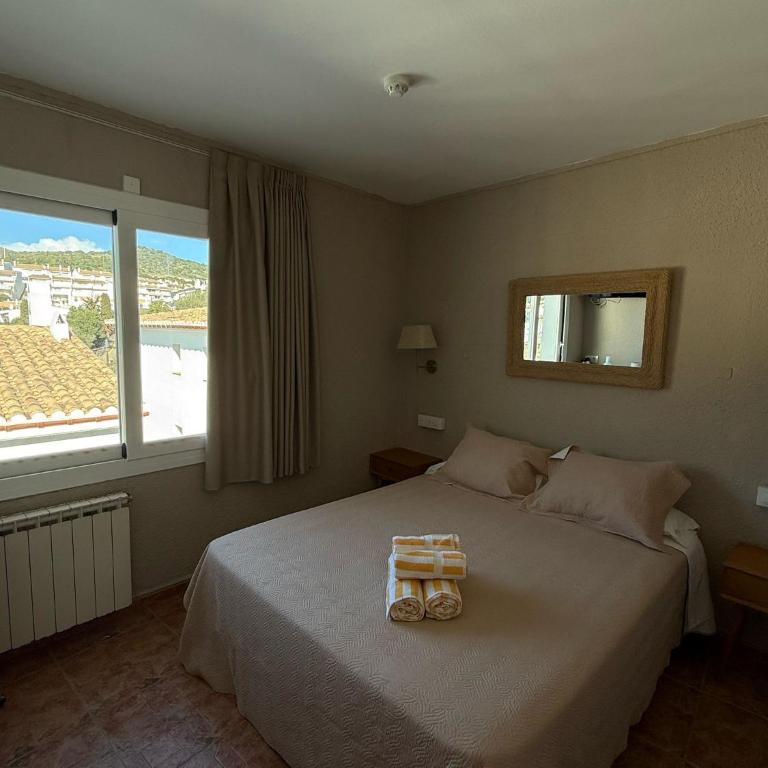 La Fonda - Habitación Doble con baño privado - 5