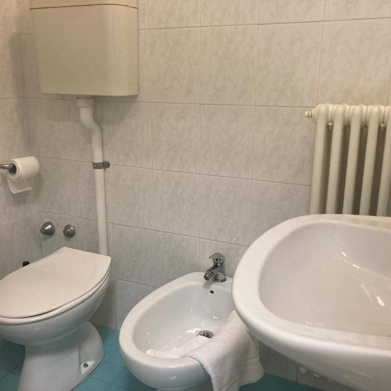Rooms Casa Celeste sul Mare - Camera Doppia con Letti Singoli con Bagno Privato - 5