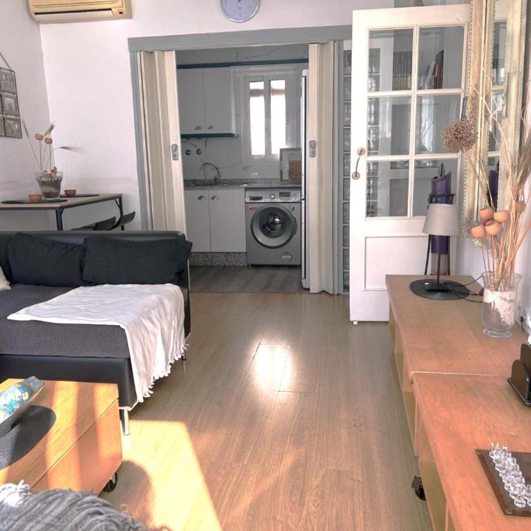 Vista Puerto - One-Bedroom Apartment - 6