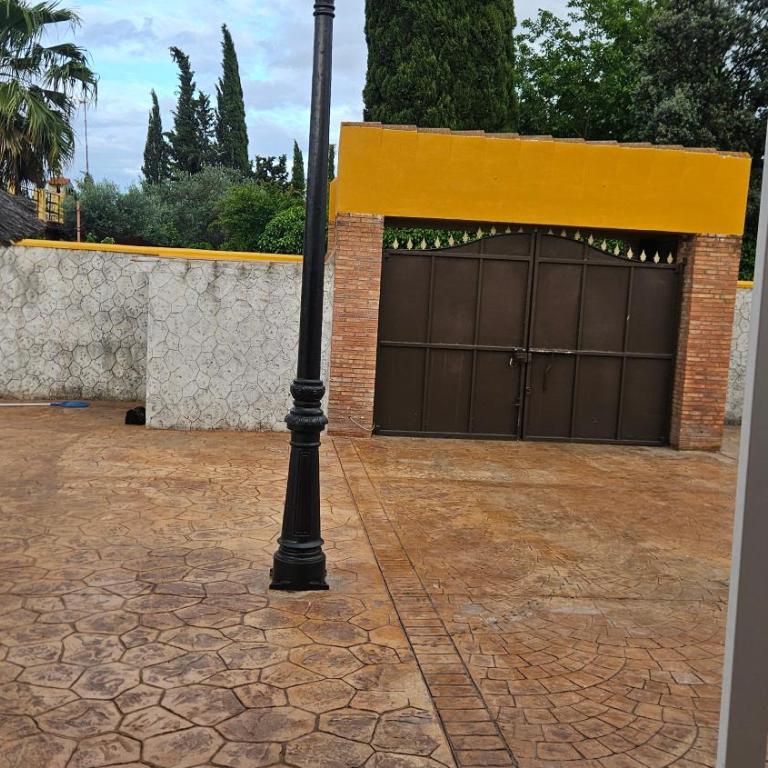 chalet El campillo - Casa Unifamiliar de 3 dormitorios - 2