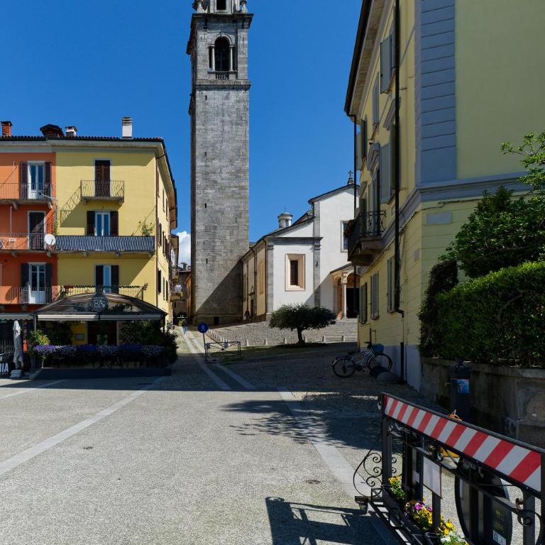 Loggia degli Innocenti Laura - Flat in the Center and near the Lake with two Bedrooms - Appartamento con 2 Camere da Letto - 33