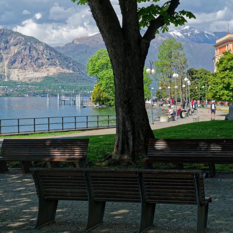 Loggia degli Innocenti Laura - Flat in the Center and near the Lake with two Bedrooms - Appartamento con 2 Camere da Letto - 41
