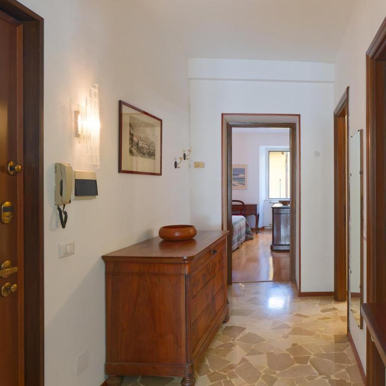 Loggia degli Innocenti Laura - Flat in the Center and near the Lake with two Bedrooms - Appartamento con 2 Camere da Letto - 18