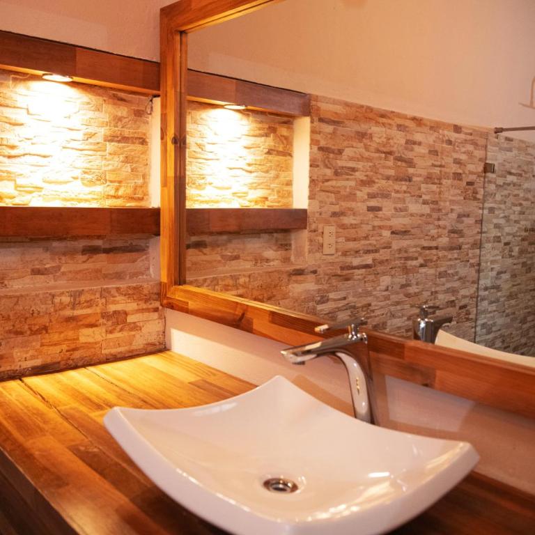 Sereno Hotel - King Room - 7