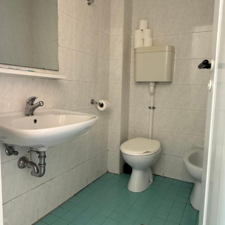Rooms Casa Celeste sul Mare - Camera Familiare con Bagno Privato - 5
