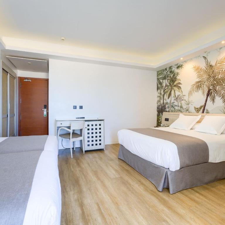 Hotel Puerto Bahía & Spa - Habitación Familiar (2 adultos y 2 niños) - 1