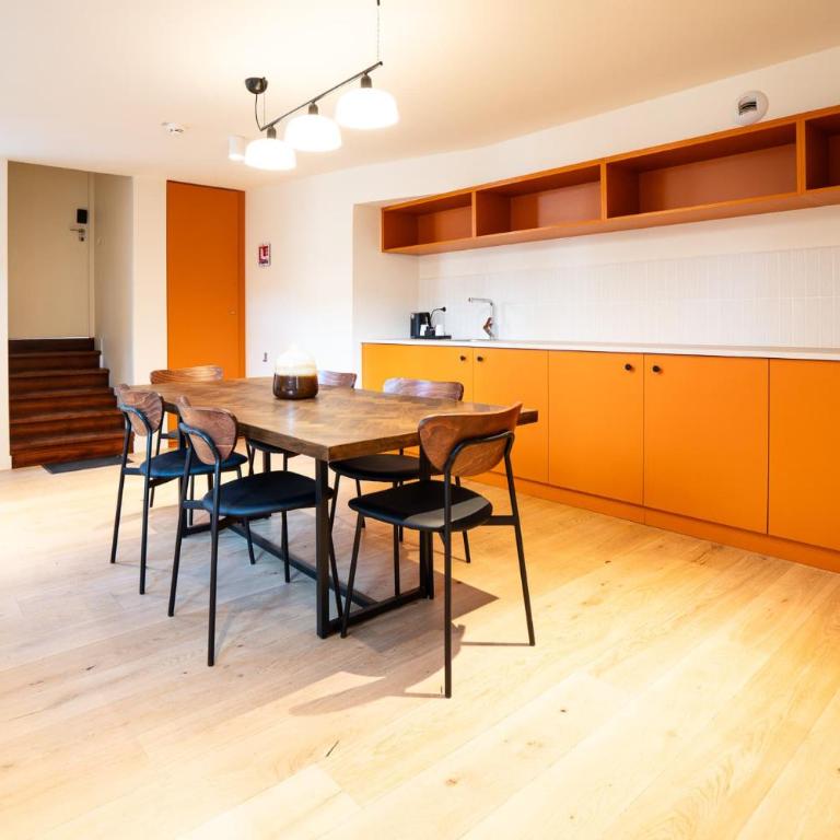 CENTRAL Hôtel Lille Centre - Appartement - 3