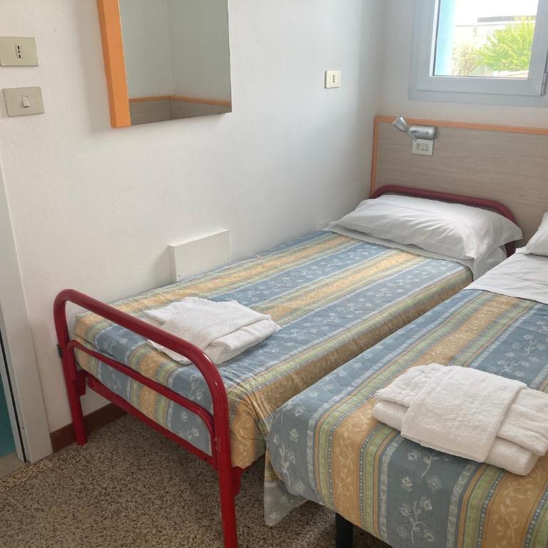 Rooms Casa Celeste sul Mare - Camera Familiare con Bagno Privato - 7
