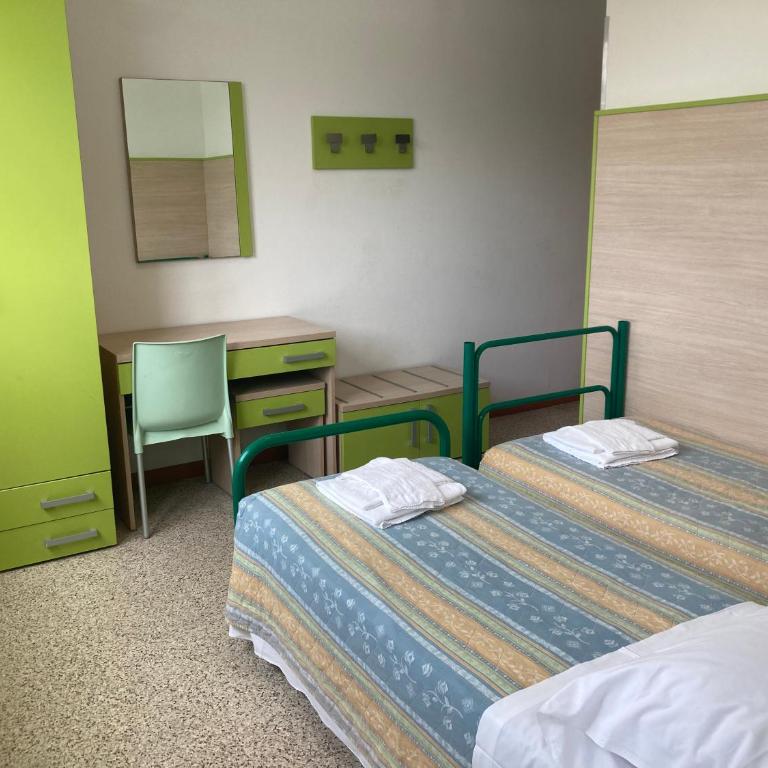 Rooms Casa Celeste sul Mare - Camera Familiare con Bagno Privato - 4