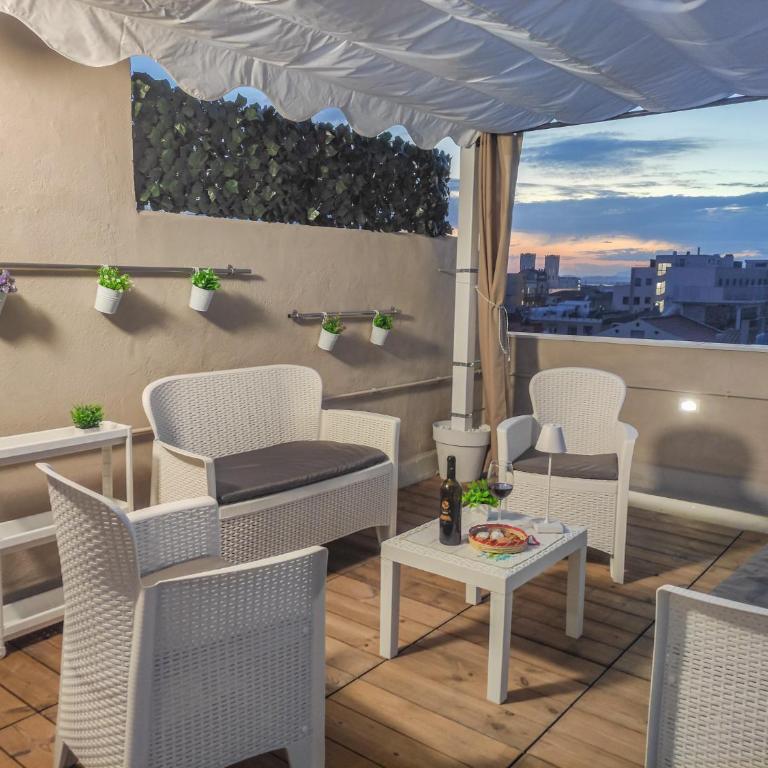 Panoramic House with terrace - Marina - Appartamento - 75