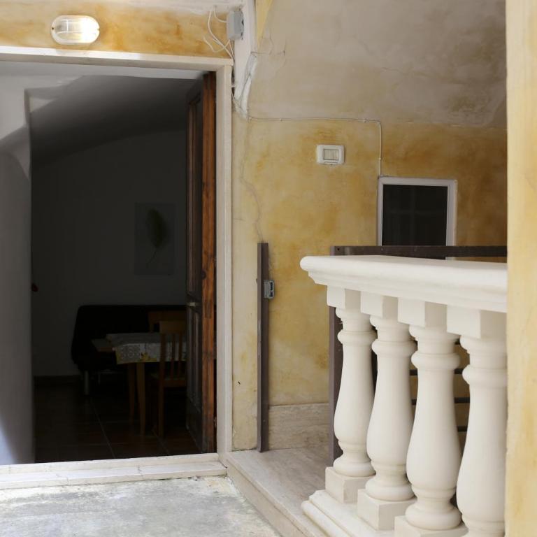 Corte Micetti 1- Centro storico - Appartamento con 2 Camere da Letto - 1