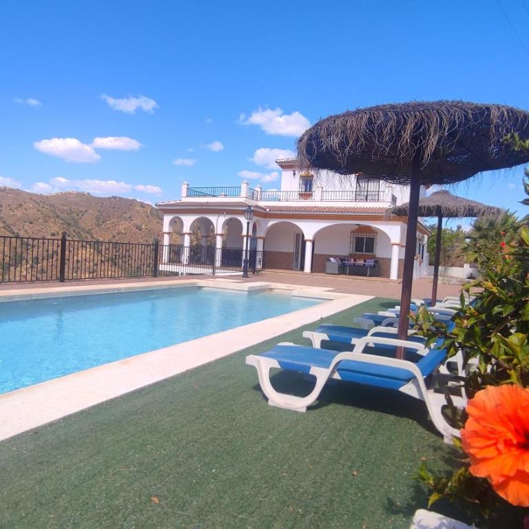 Villa Jazmín.Completa privacidad. Piscina privada. - Casa de 3 dormitorios - 18