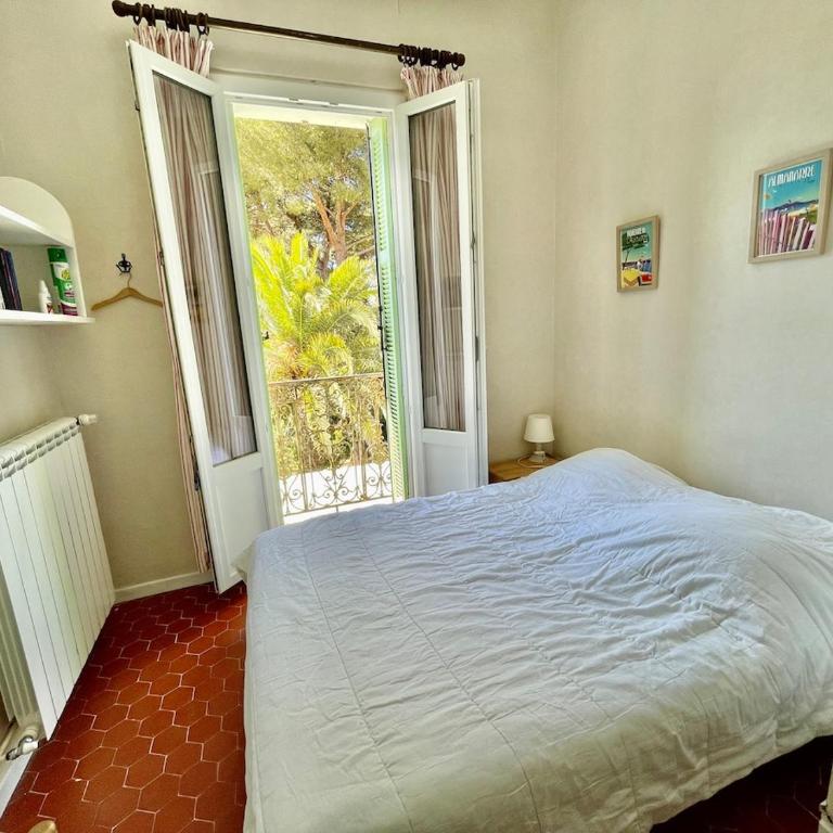 Maison Familiale - Plage privée - Appartement 2 Chambres avec Terrasse et Vue sur la Mer - 19