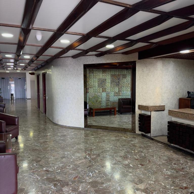 La Perla de Las Canteras - Three-Bedroom Apartment - 32