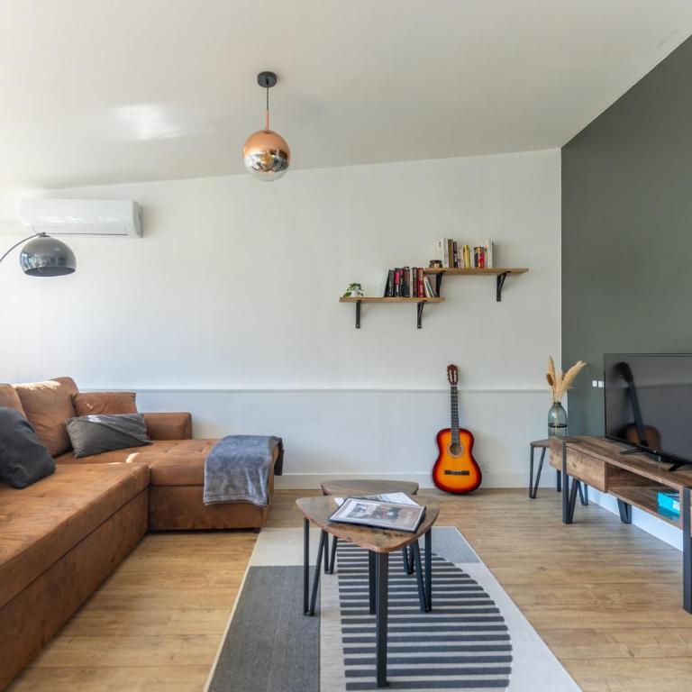 Le Patio - Spacieux T3 avec climatisation et jardin privatif - Apartment mit 2 Schlafzimmern und Terrasse - 34