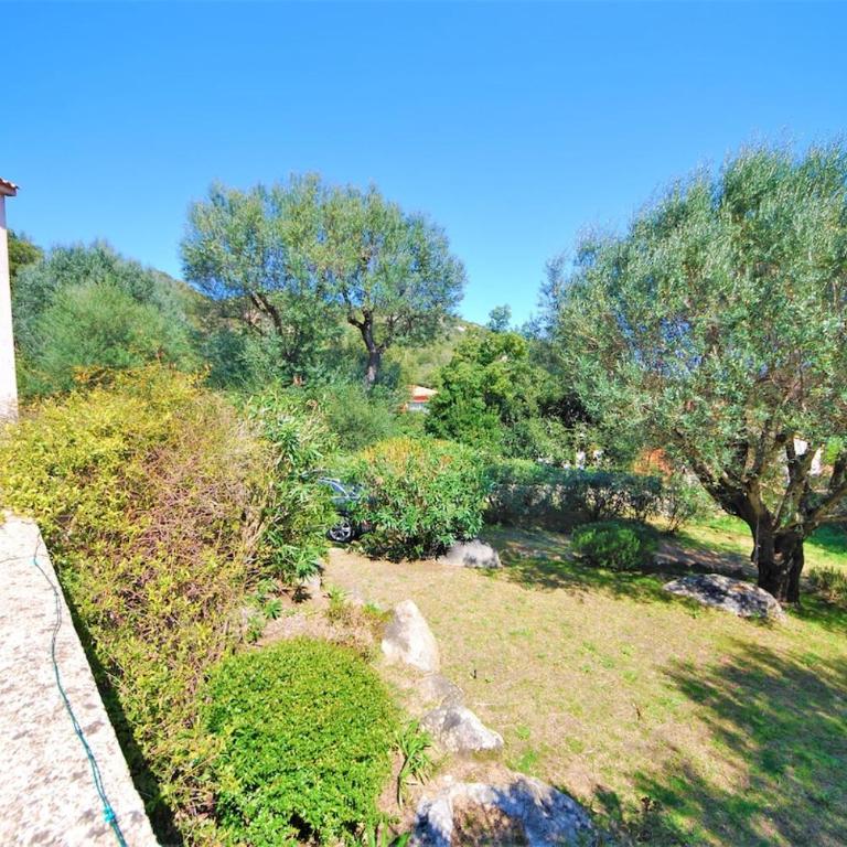 Maison Famiglia Sérénité et nature - Five-Bedroom House - 7