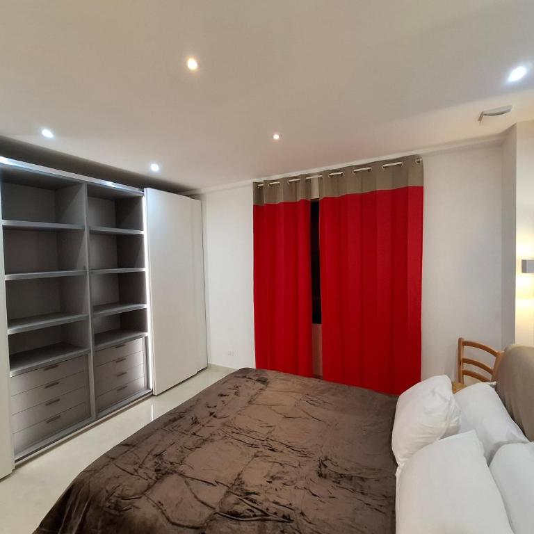 Casa Rondy 2 nights minimum - Appartamento Premium con 3 Camere da Letto e Balcone - 6
