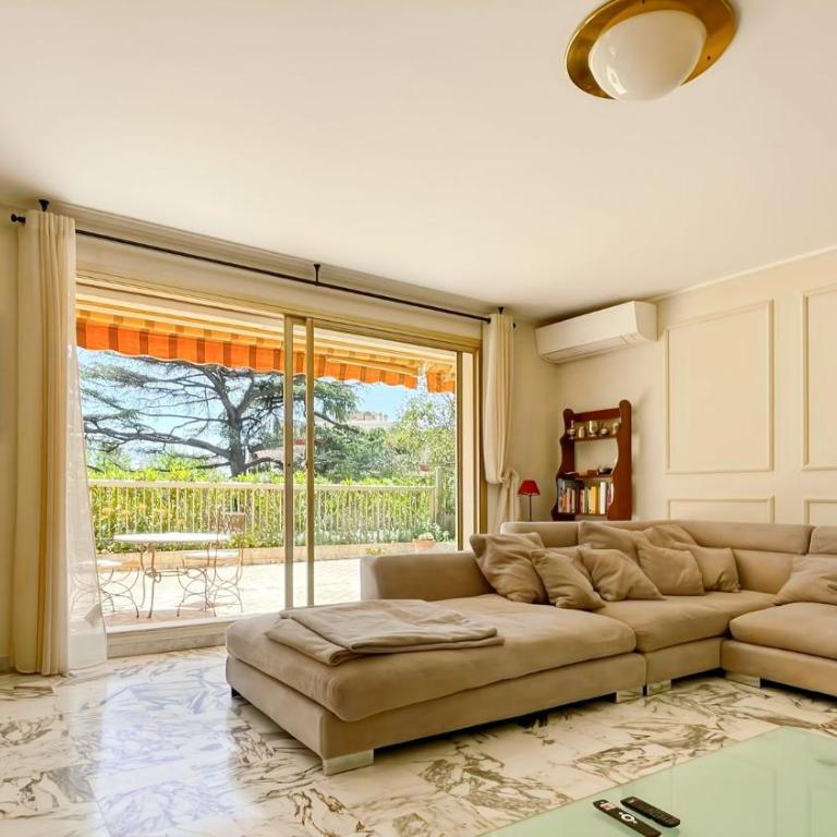comfortable 3 bedroom, superb south terrace - Appartement - 15