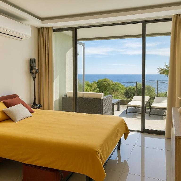 Vue Mer, Terrasse & Piscine - free parking - Monaco - Appartement - Vue sur Mer - 12