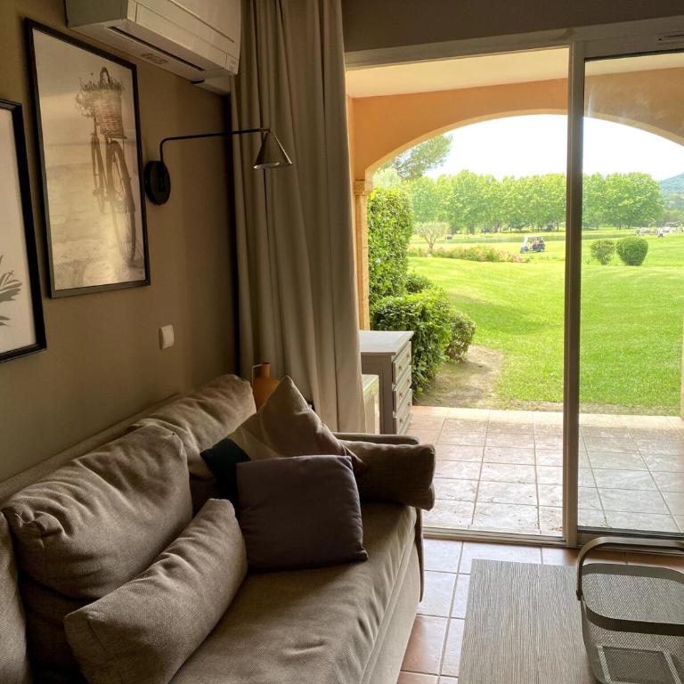 Élégant appartement sur le Golf de Pont Royal - Appartement 1 Chambre - 1